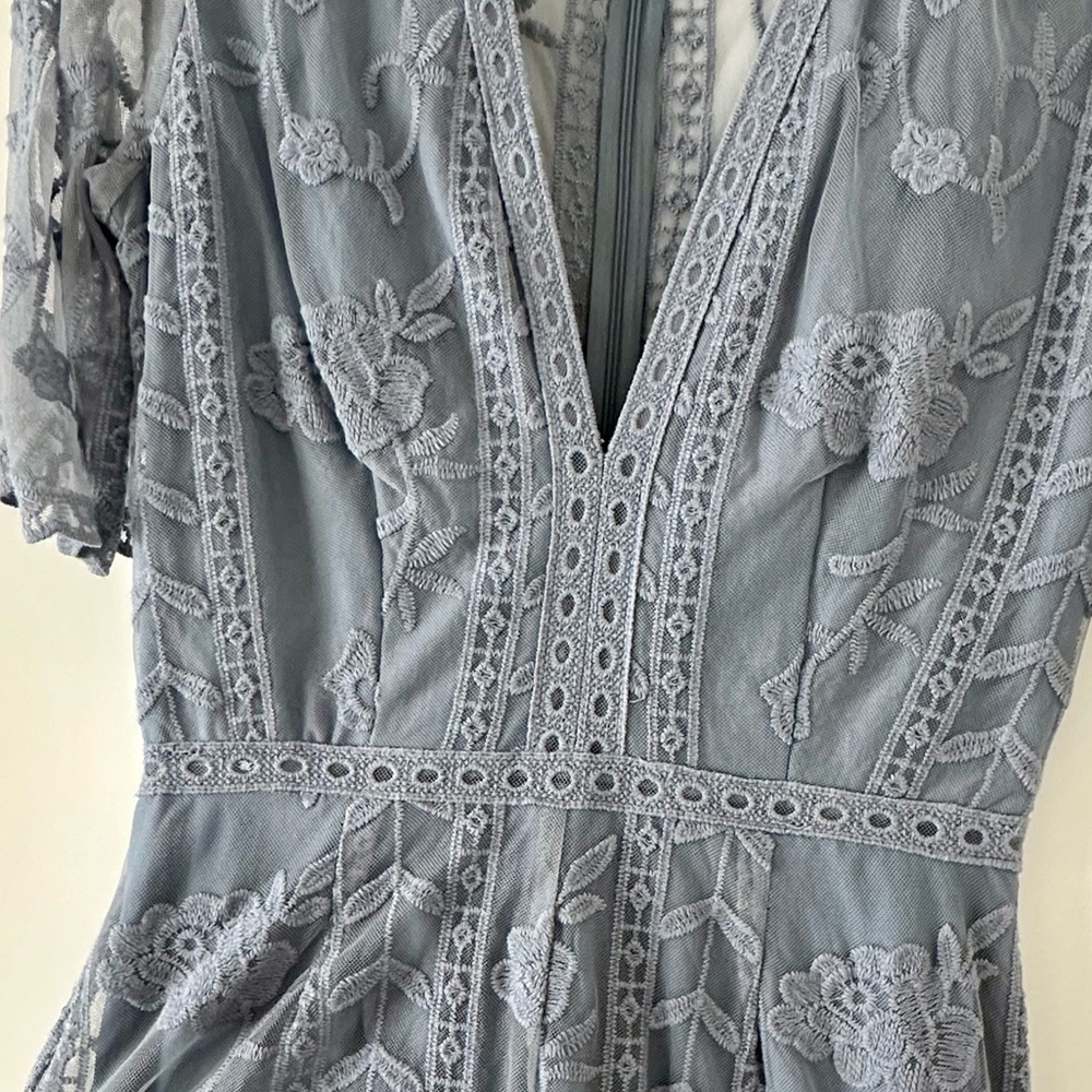 Lace romper - Picture 3 of 3